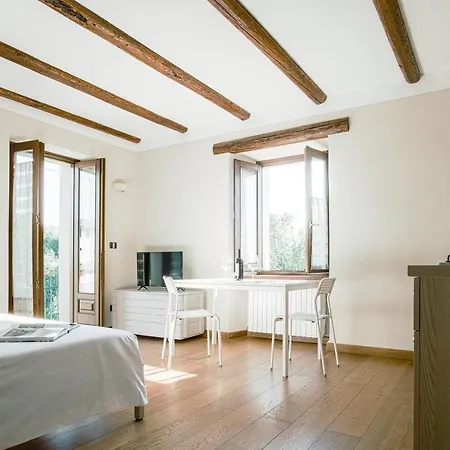 招待所 La Casa Di Roby-2 Studio La Morra, Con Piscina 拉莫拉